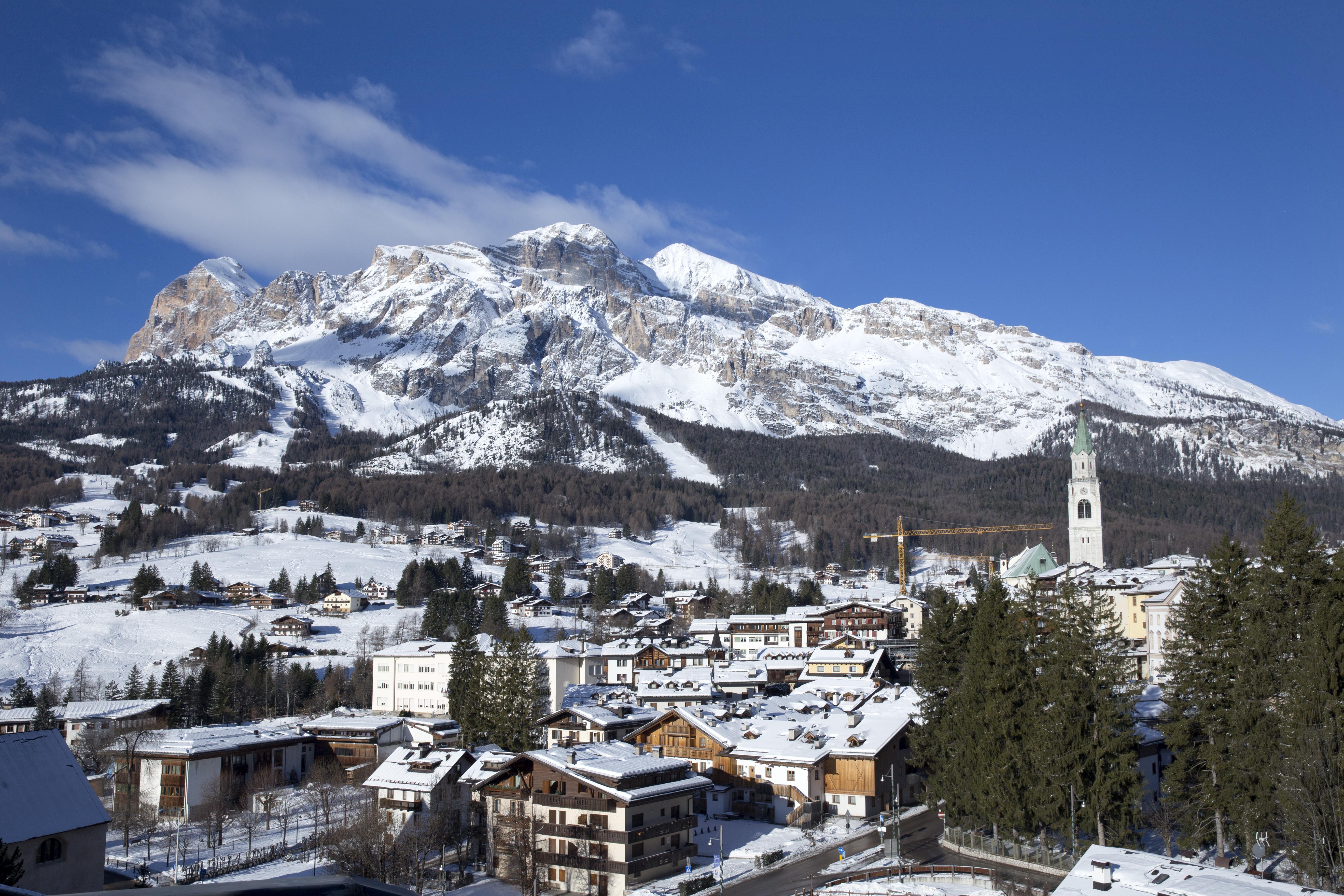 Grand Hotel Savoia Cortina D'Ampezzo, A Radisson Collection Hotel Exterior photo