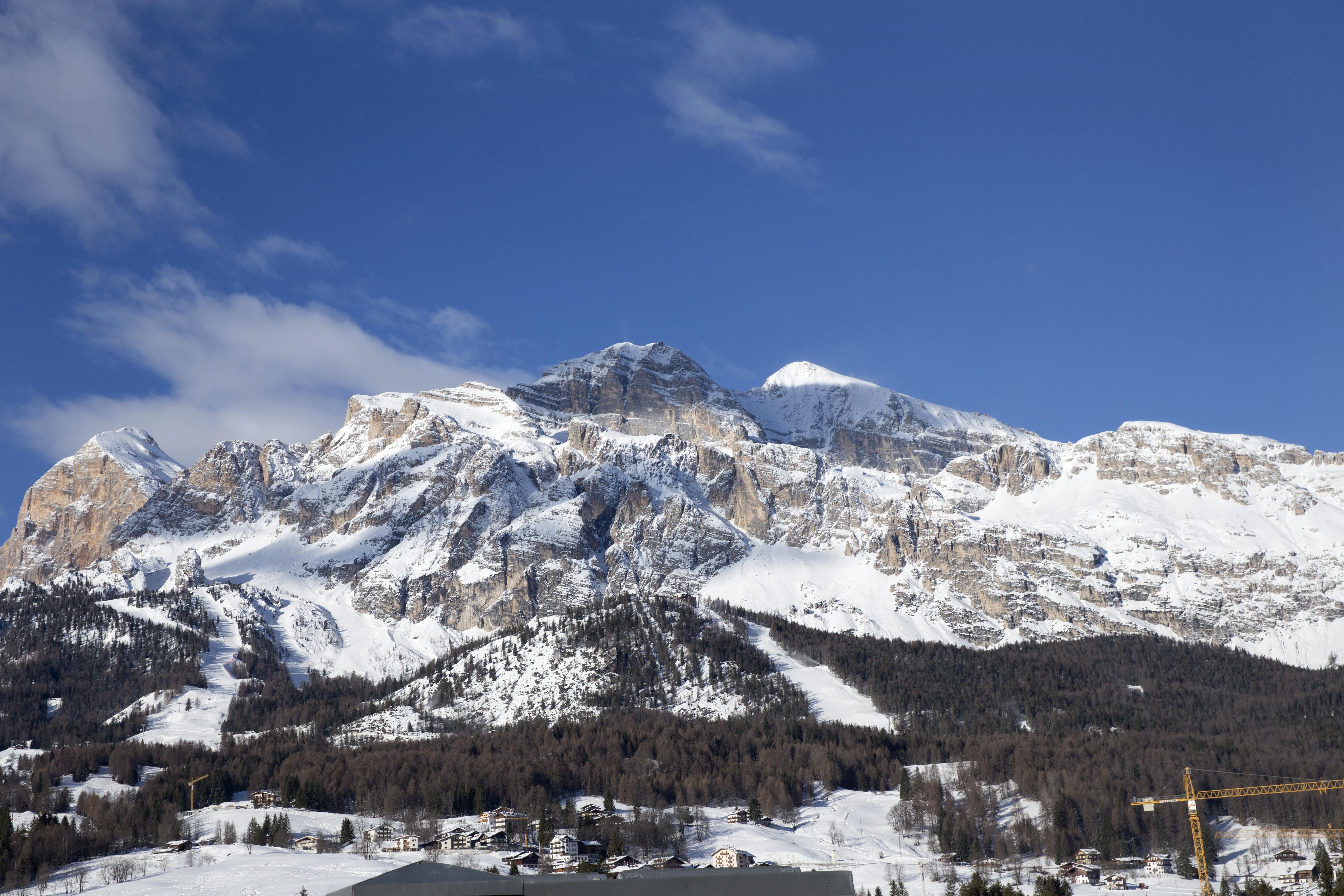 Grand Hotel Savoia Cortina D'Ampezzo, A Radisson Collection Hotel Exterior photo